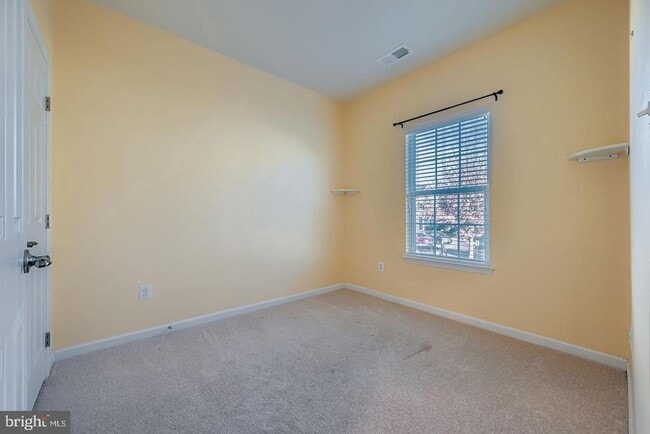 Building Photo - 346 Paladium Ct