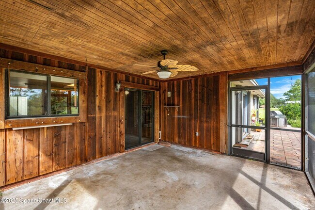 Building Photo - 1387 Gleneagles Ct