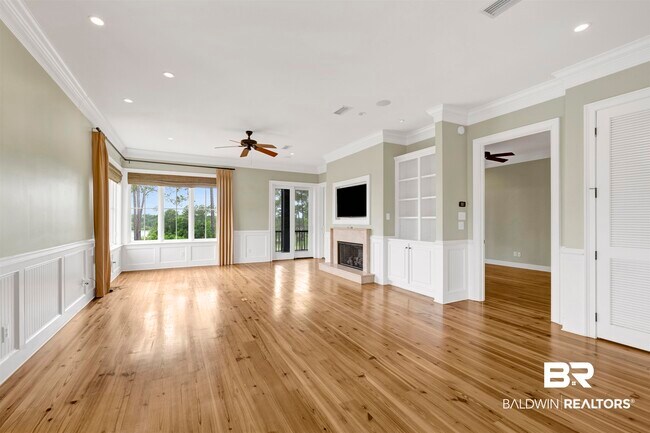 Building Photo - 32491 Water View Dr E