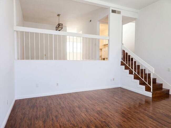 Building Photo - 6121 Shoup Ave