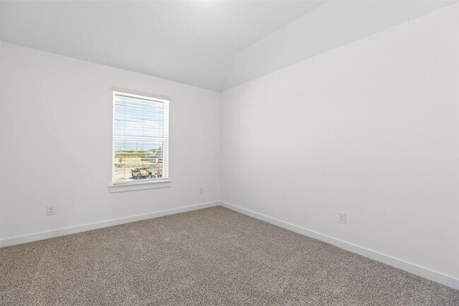 Building Photo - 120 Hartson Dr