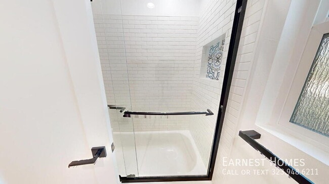 Building Photo - 3424 Oak Glen Dr