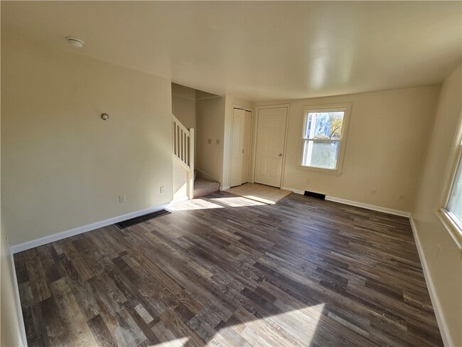 Building Photo - 236 A Allen St