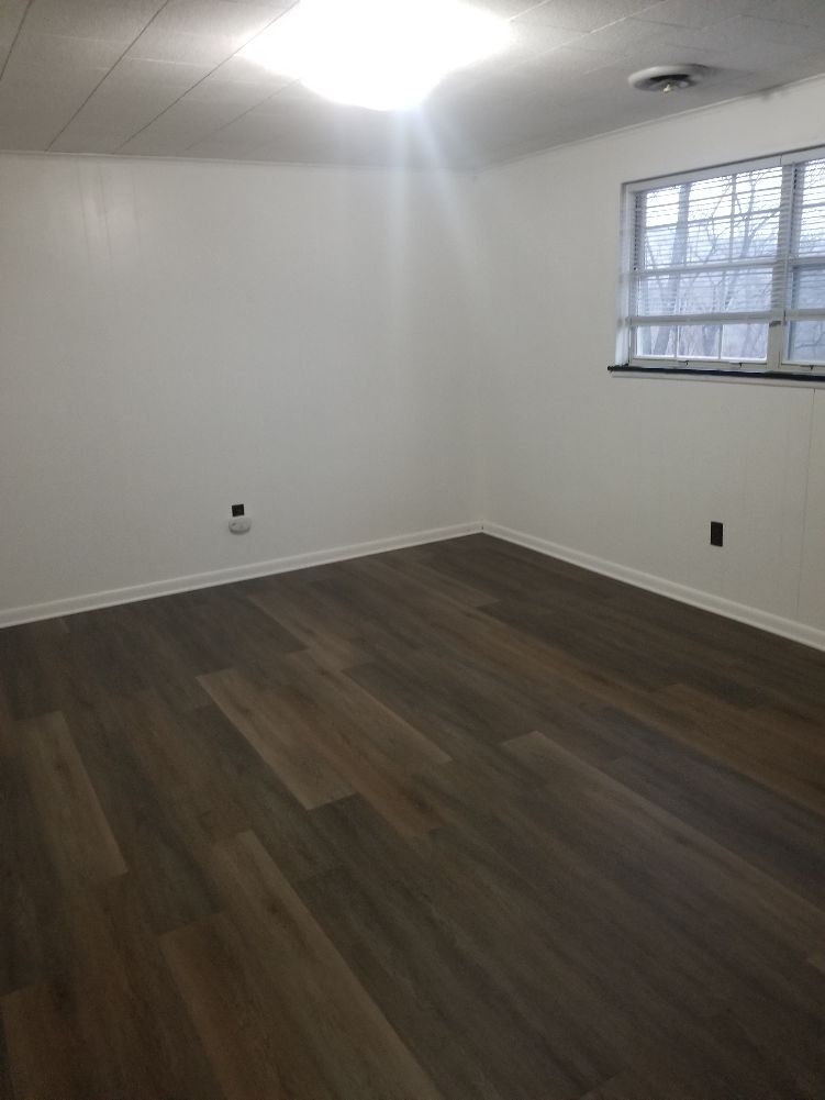 Building Photo - 190 Marchand Dr