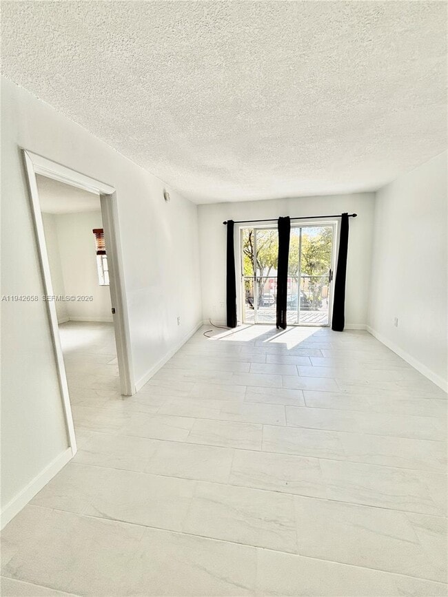 Building Photo - 3181 SW 13th St