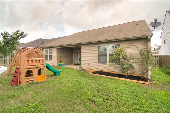 Building Photo - 632 Shipley Ave