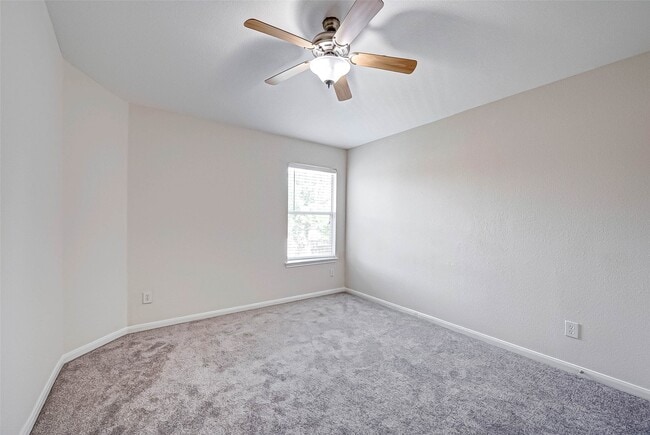 Building Photo - 5127 Birch Manor Ln