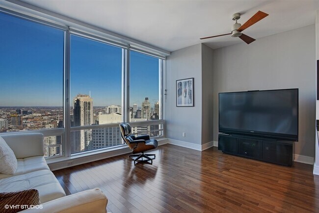 Building Photo - 401 N Wabash Ave