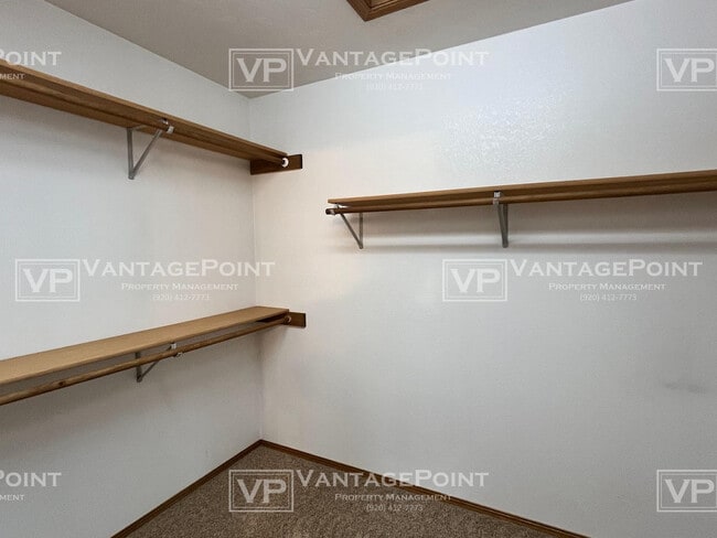 Building Photo - 2925 Baylite Dr
