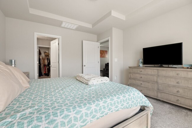 Building Photo - 622 Firebrick Dr