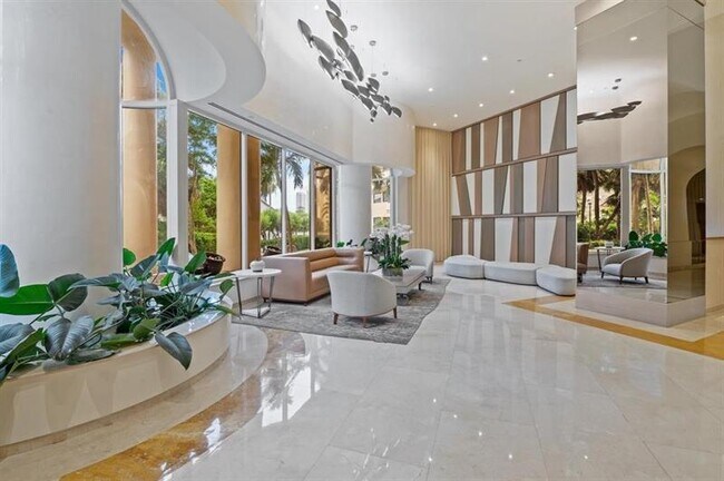 Building Photo - 19355 Turnberry Way
