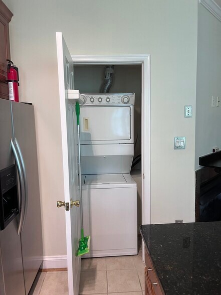 Building Photo - 1438 Columbia Rd NW