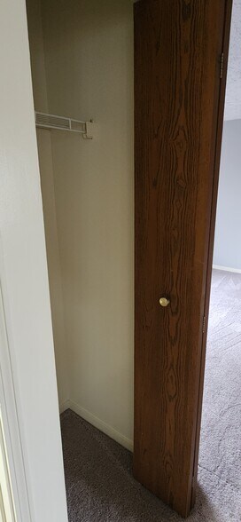 Building Photo - 226 Allison Ave