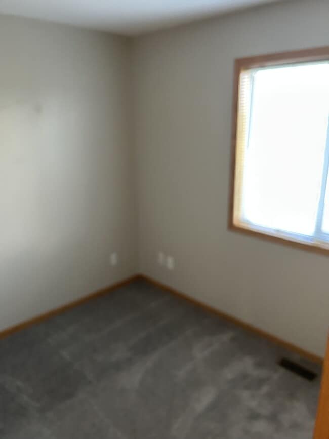 Building Photo - 1035 Petra Ct SW