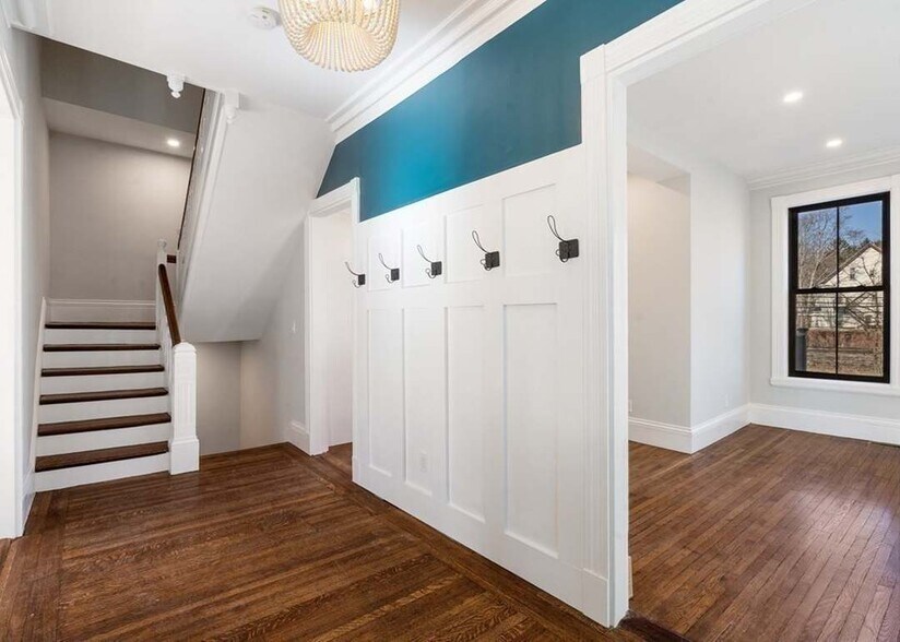 Building Photo - 31 Monadnock St