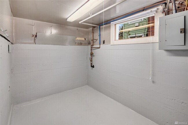 Building Photo - 655 NW 51st St