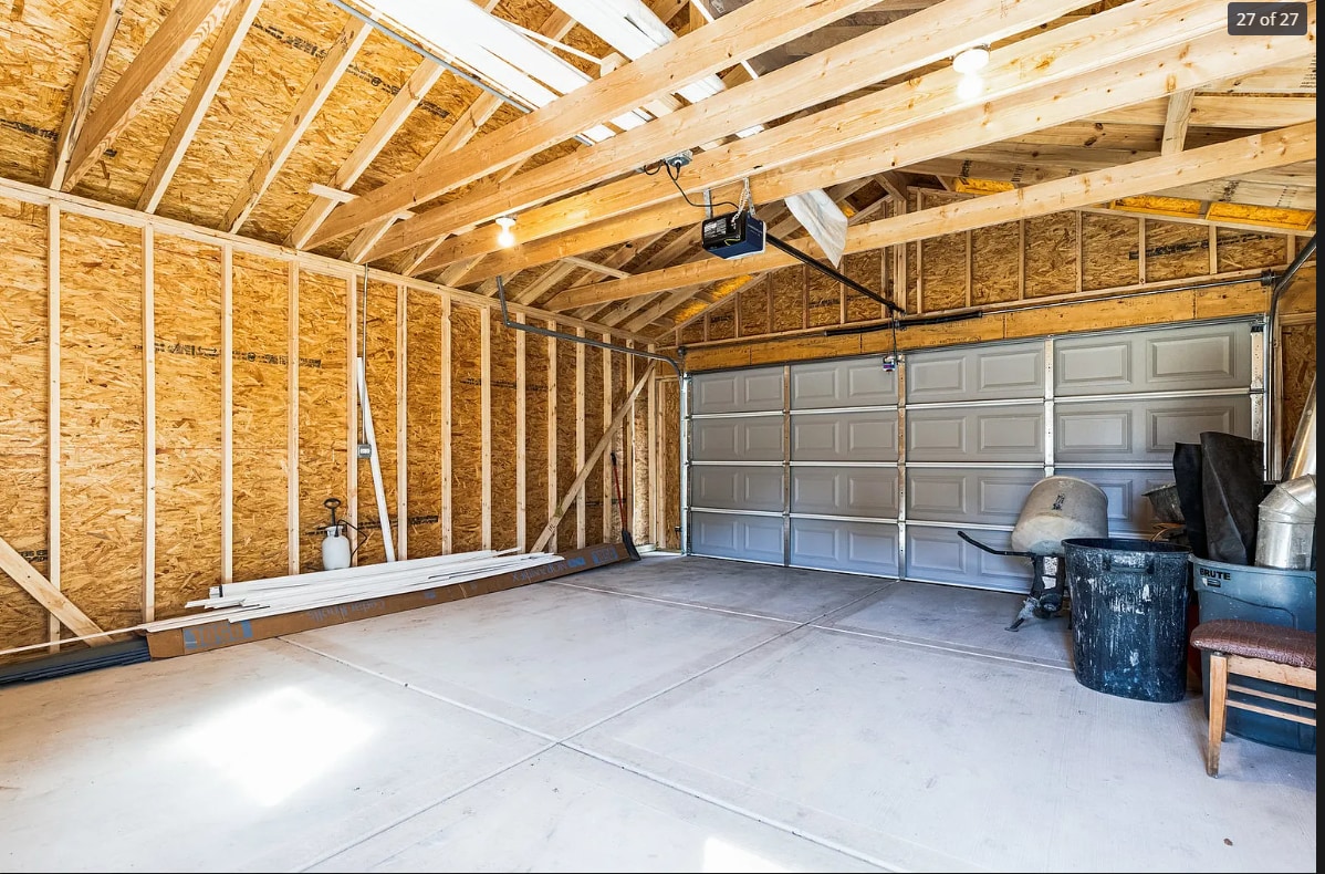 Building Photo - 4340 W Maypole Ave