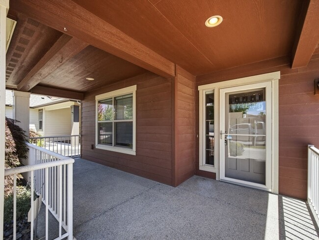 Building Photo - Spacious Unfurnished Home in Liberty Lake | Modern Living in a Prime Location