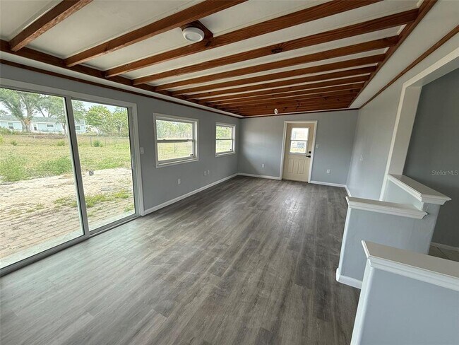 Building Photo - 3236 Montclair Cir