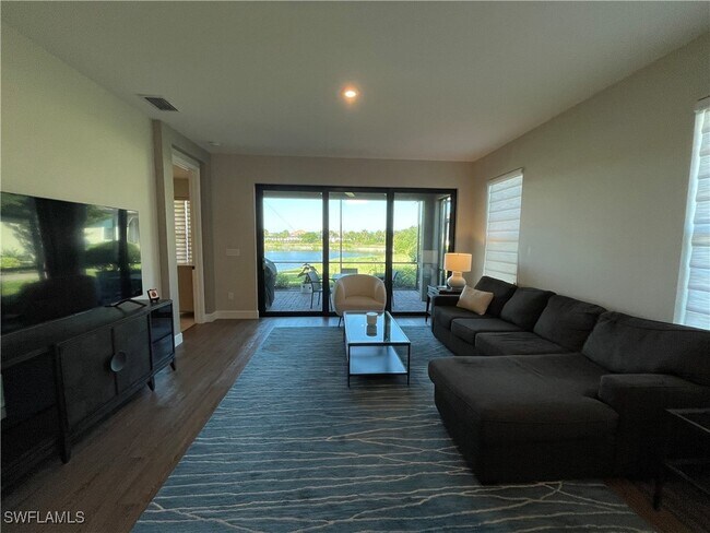 Building Photo - 8021 Calle Canovas Ct