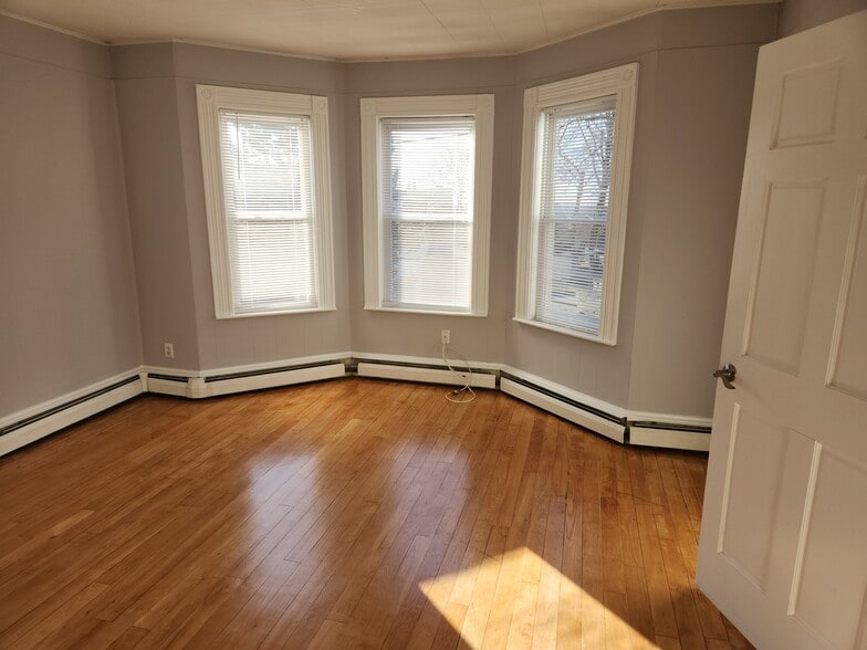 Building Photo - 15 Tremont St