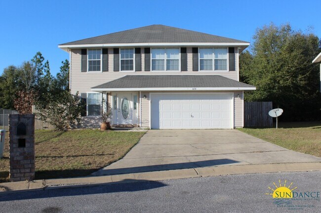 Building Photo - Updated 4 Bedroom Home in Crestview