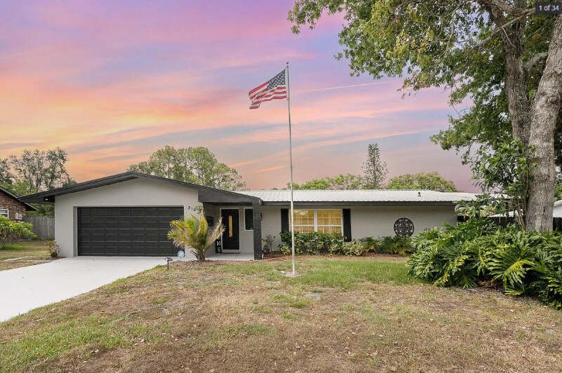 Primary Photo - 3105 Sharon Dr