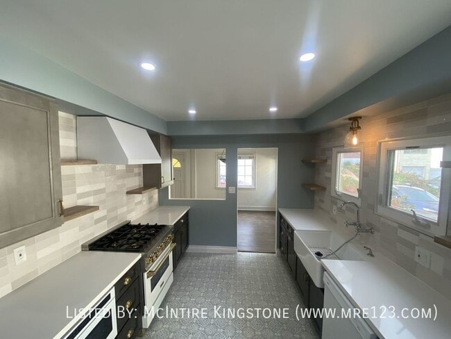Building Photo - Hidden Gem in South Pasadena