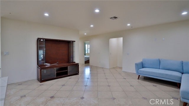 Building Photo - 1712 S Fern Ave