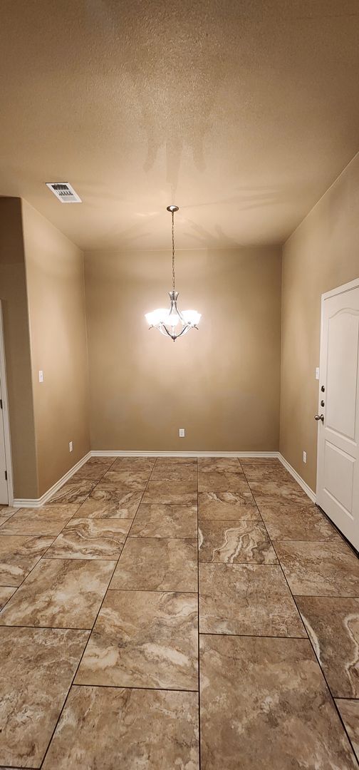 Building Photo - Beautiful 2 bed/2 bath near Clear Creek gate Available 8/13