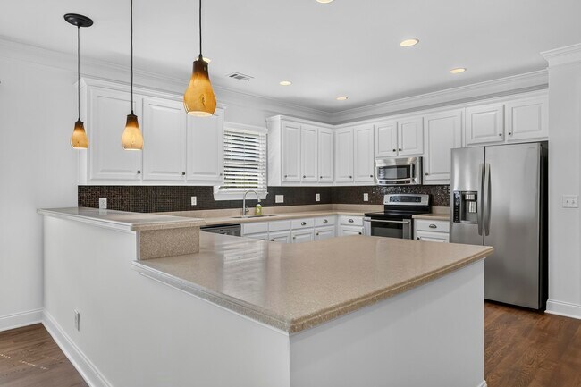 Building Photo - 1081 Carriage Ridge Dr