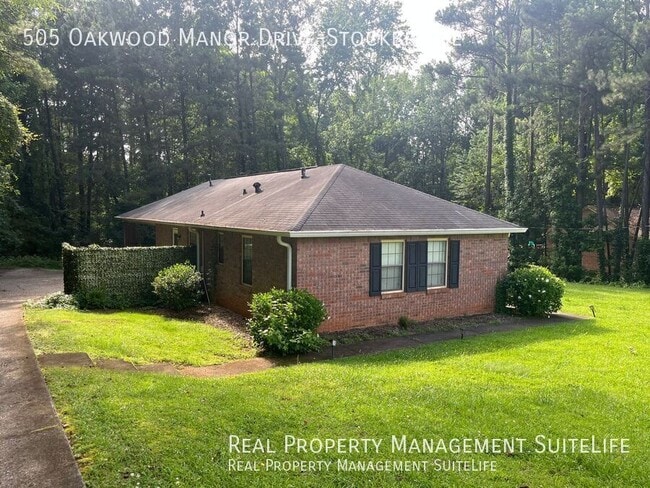 Building Photo - 505 Oakwood Manor Dr
