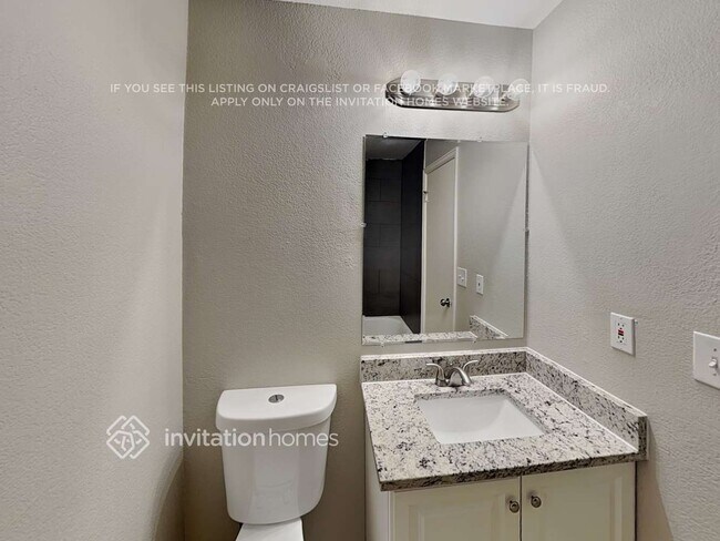 Building Photo - 21337 E Aberdeen Dr