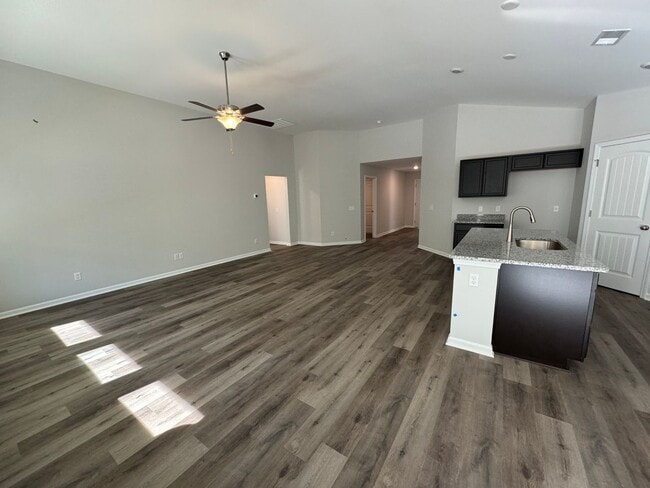 Building Photo - 5 Sea Oats Dr