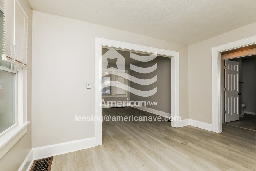 Building Photo - 2415 Central Ave