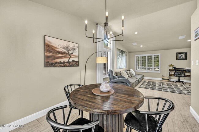 Building Photo - 5045 Pradera St