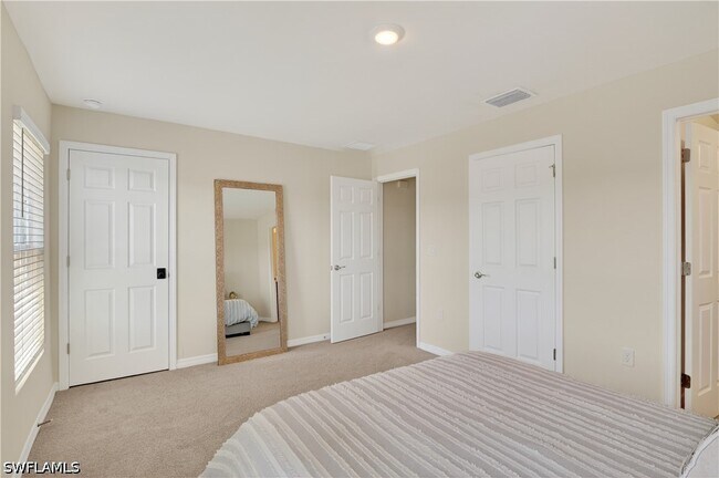 Building Photo - 15396 Wildflower Cir