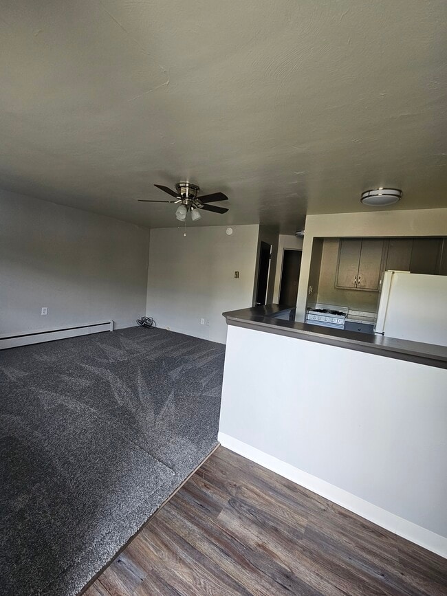 Building Photo - Sleepy Hollow Apartments