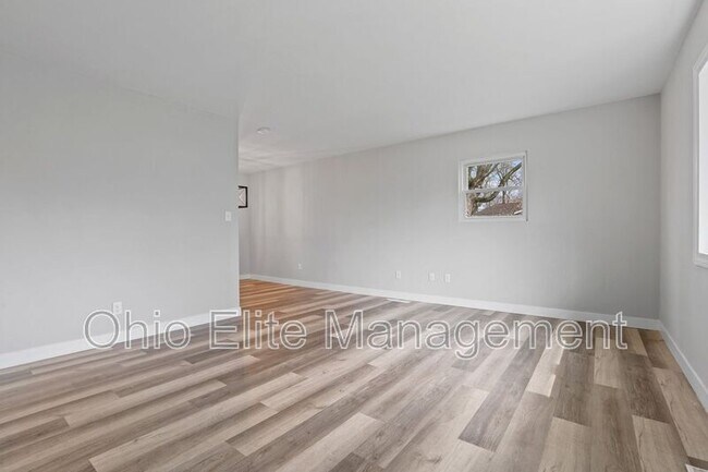 Building Photo - 5322 Newport Rd