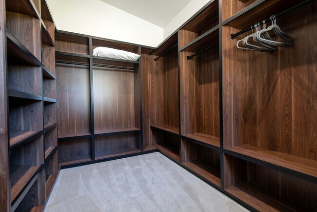 Building Photo - 779 Lucia Ln