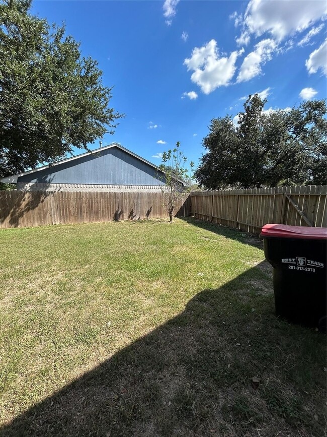 Building Photo - 3610 Mattingham Dr