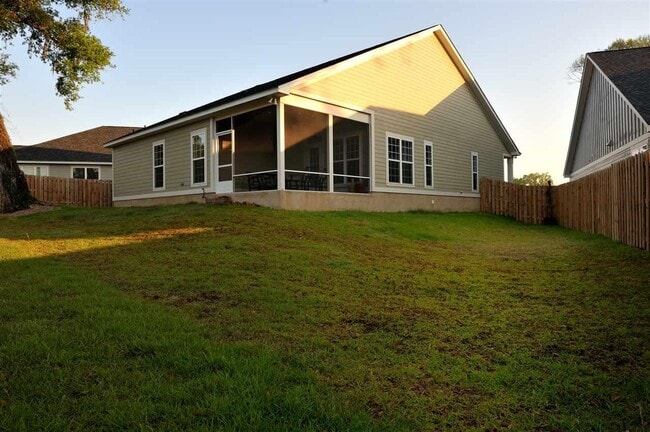 Building Photo - 151 Harlan Ct