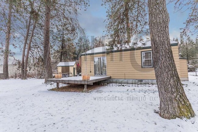 Building Photo - Charming Finch Arboretum Home