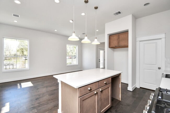 Building Photo - 5418 Wheatley St