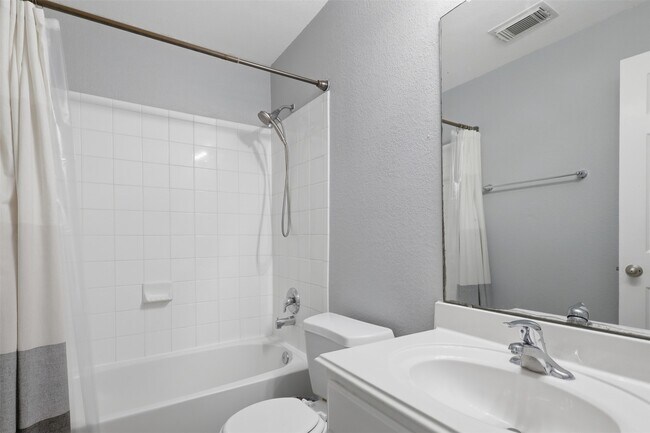 Building Photo - 6810 Jasmine Arbor Ln