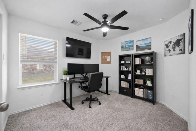 Building Photo - 24034 Sunview Vly Dr