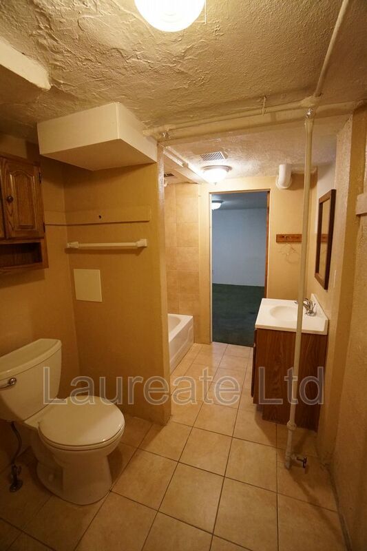 Building Photo - 1301 Tennyson St