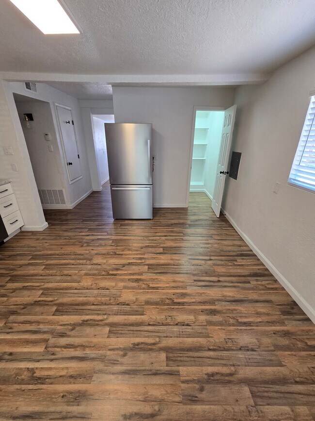 Building Photo - North Valley Home for Rent