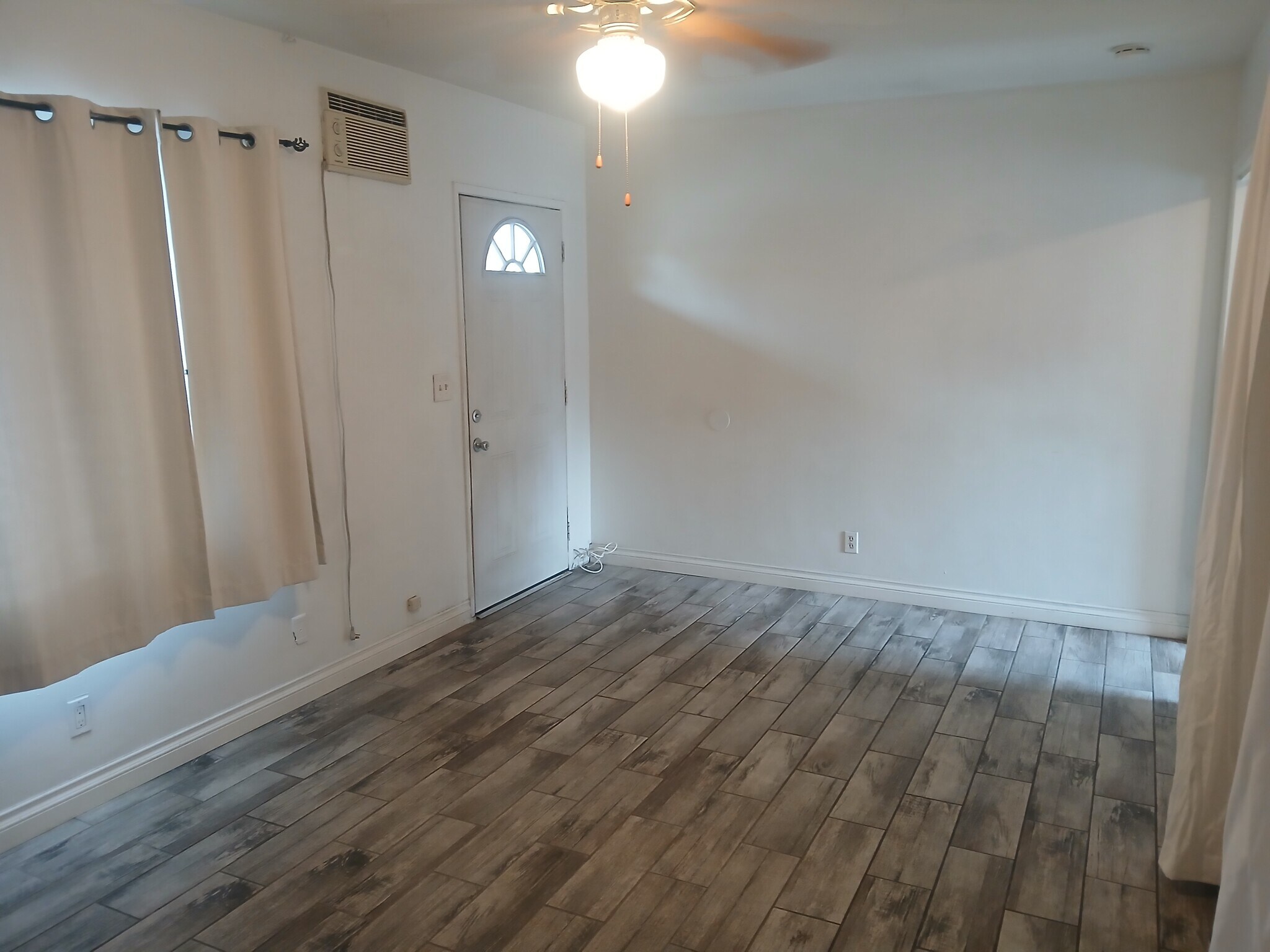 Building Photo - 8141 6th St