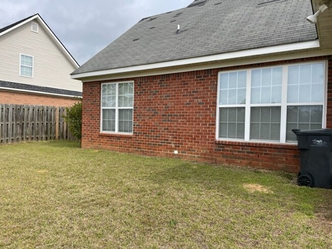 Building Photo - 4121 Elders Dr